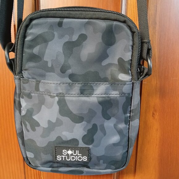 Small Soul Studios Crossbody Bag - Picture 1 of 4